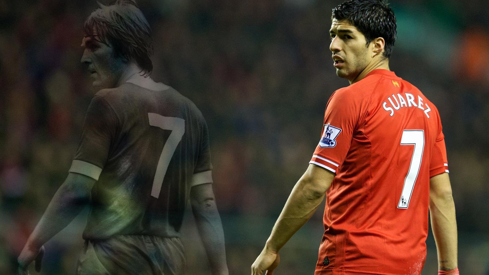 斯密斯：他精准的长传与小范围传球使全黑队战术更加多样化，斯密斯健身