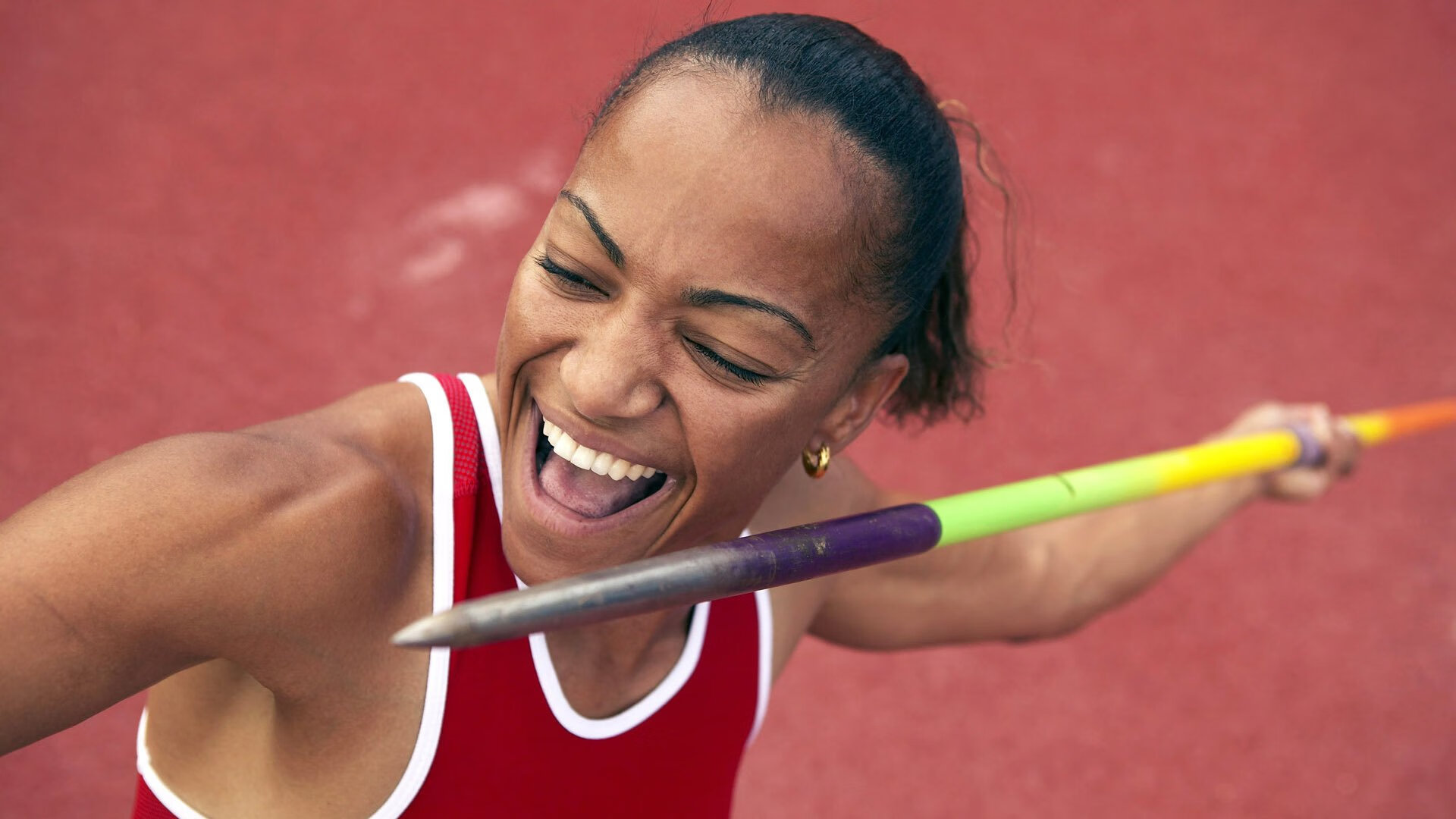 苏炳添出席新跑鞋发布活动担任嘉宾，苏炳添专属跑鞋